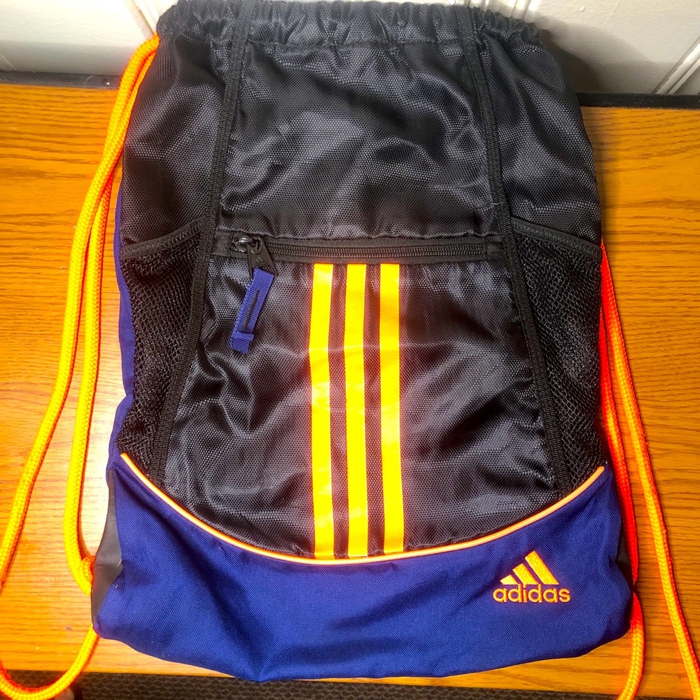 Adidas drawstring sackbag - Picture 2 of 2